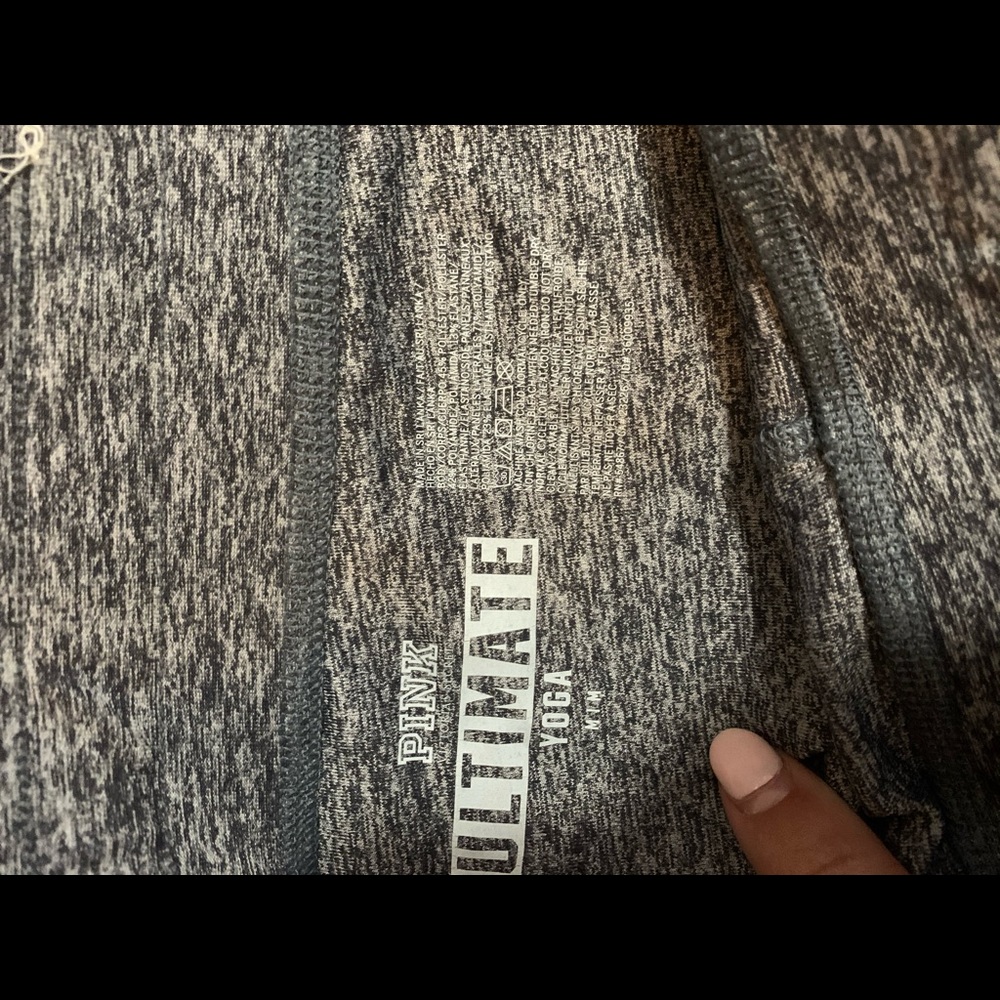 Women’s yoga pants
